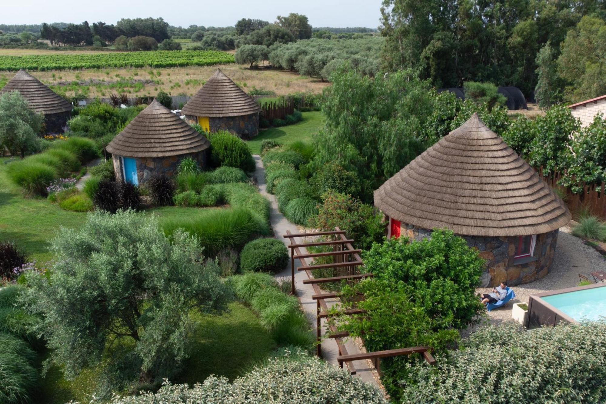 Is Cheas Wine Farm Boutique Hotel San Vero Milis Eksteriør bilde