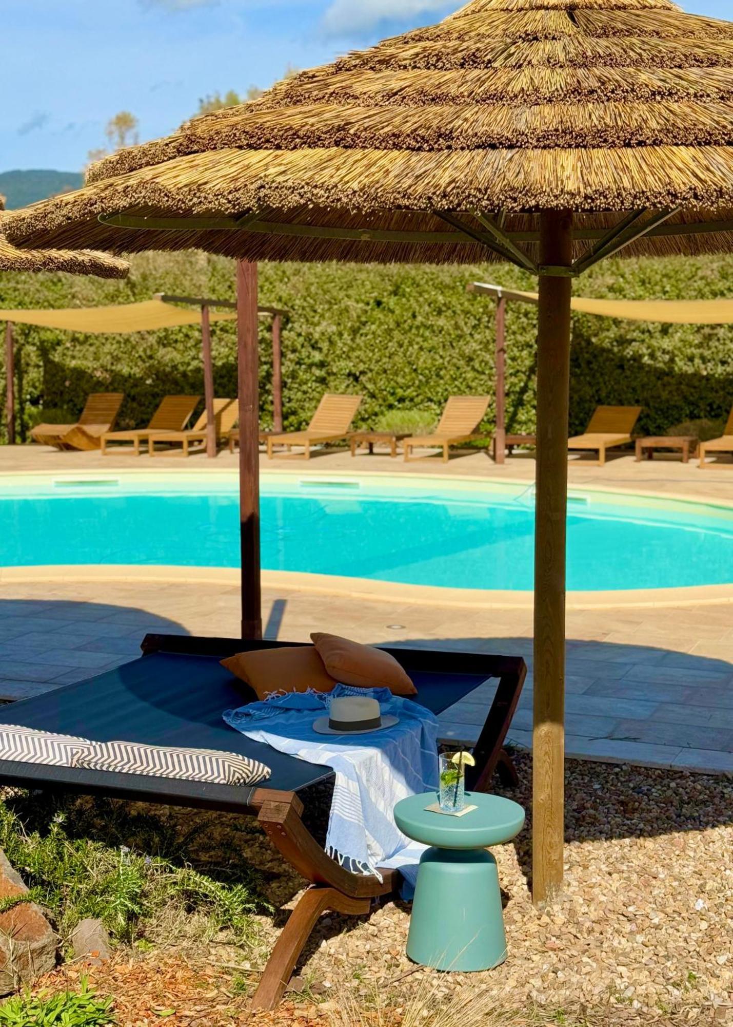 Is Cheas Wine Farm Boutique Hotel San Vero Milis Eksteriør bilde